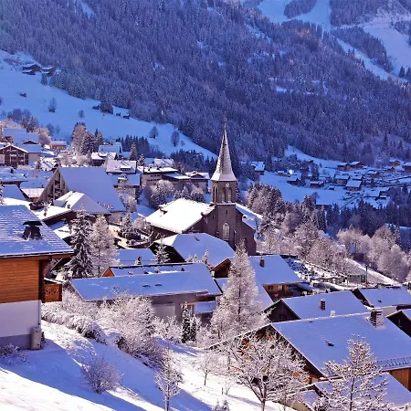 Beautiful In With Terrace 아파트 Châtel